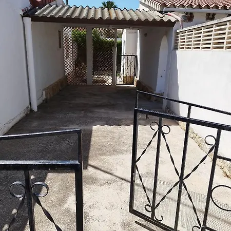 Chalet En Para Disfrutar De La Playa Andando A 340 Metros Del Mar Dom wakacyjny *
